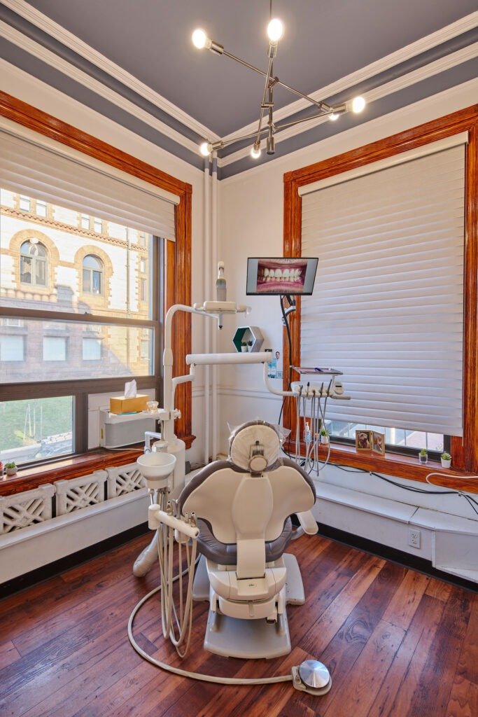 02139 Dentist