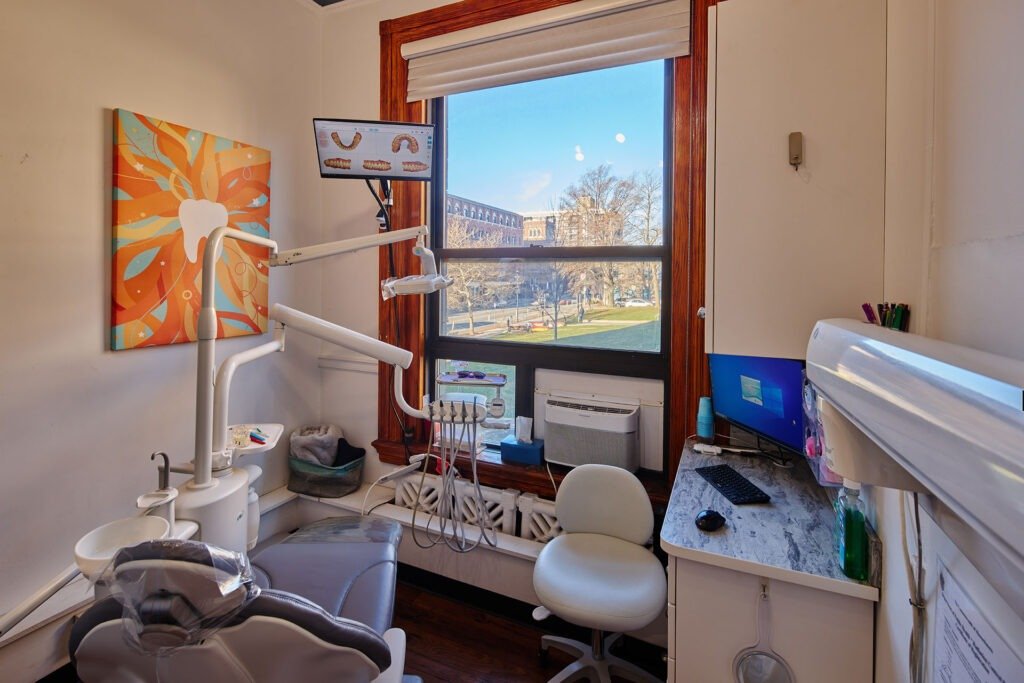 02139 Dentist